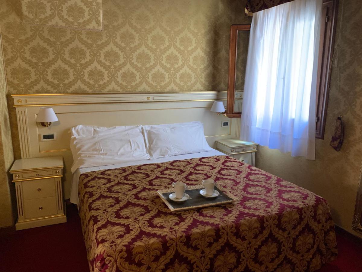 Casa Margot Hotel Venetië Buitenkant foto