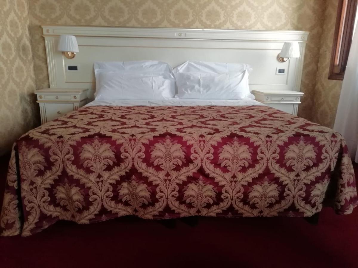 Casa Margot Hotel Venetië Buitenkant foto